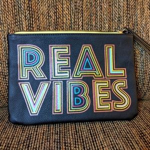 Betsey Johnson NWT zipper case